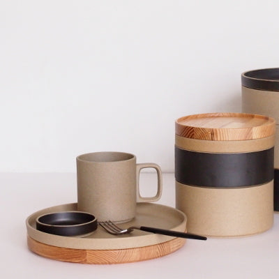 hasami mug by atomi jp
